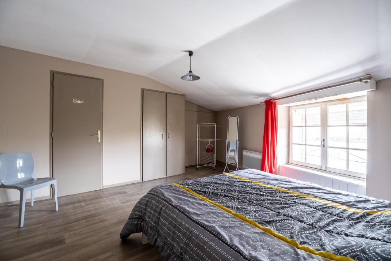 Laconciergeriejonzac, Residence Georgeon Buitenkant foto